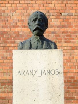 Arany János mellszobor