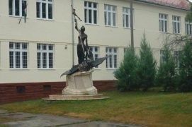 Civitas Fortissima szobor – 2. kép