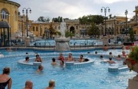 Széchenyi Gyógyfürdő és Uszoda – 2. kép