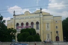 Csokonai Színház