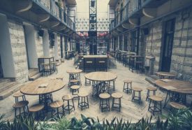 Extra - club bar garden