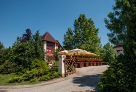 Fekete Gólya Étterem
