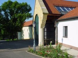 Gróf Degenfeld Borászat  – 5. kép