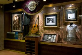 Hard Rock Café Budapest- zenei relikviagyűjtemény – 3. kép
