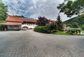 Hetényi Pincészet és Birtok – 4. kép