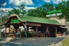 Hintóvölgye Retro Terasz, Étterem & Club – 2. kép