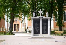 I. és II. világháborús emlékmű