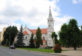 Jézus Szíve Római katolikus templom – 3. kép