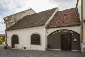 Kmetty Múzeum