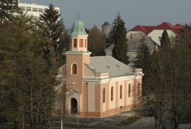 Kórház Kápolna
