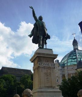 Kossuth szobor