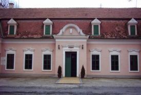 Lovas Múzeum és Ménesistálló – 3. kép