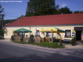 Pikoló Vendéglő – 3. kép