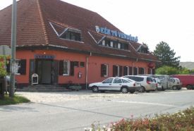 Kéktó Étterem