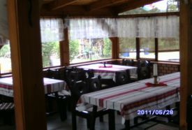 Topos Pince – 2. kép