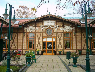 Zila Kávéház, Krisztina Cukrászda és Étterem