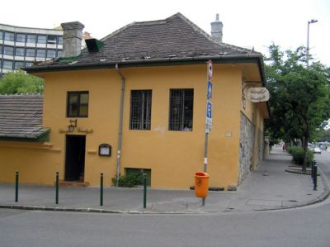 Városfal Vendéglő – 2. kép