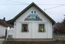 Benedekék Falodája