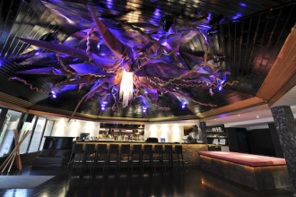Garden Cafe & Lounge