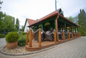 Kikötő Étterem