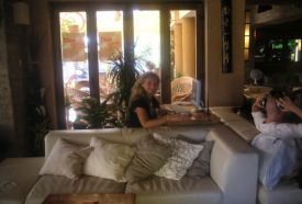 Daniels Cafe Lounge