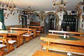 Vadász Borozó & Borhy Bistro – 3. kép