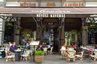 Művész Kávéház - Cukrászda