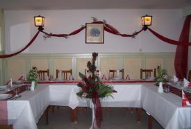 Iparos Kisvendéglő