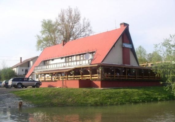 Fehér Amúr Halászcsárda