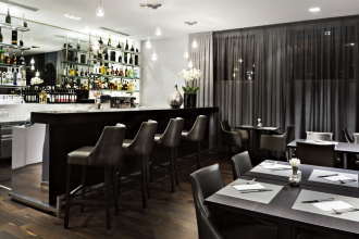 La Perle Noire Restaurant & Lounge