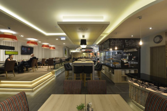 Eiffel Bistro & Bar – 2. kép
