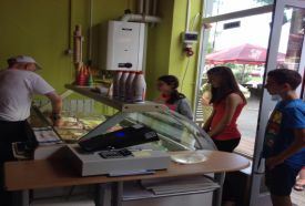 Alfi Pizzéria és Fagylaltozó – 4. kép