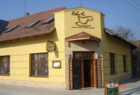 Éden Kávézó & Étterem