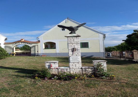 Turul fogadó és kultterasz
