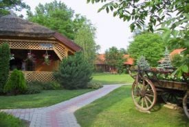 Sipito Pihenőpark - Lovasudvar
