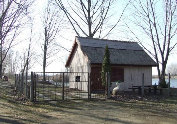 Kalapgyári tavak