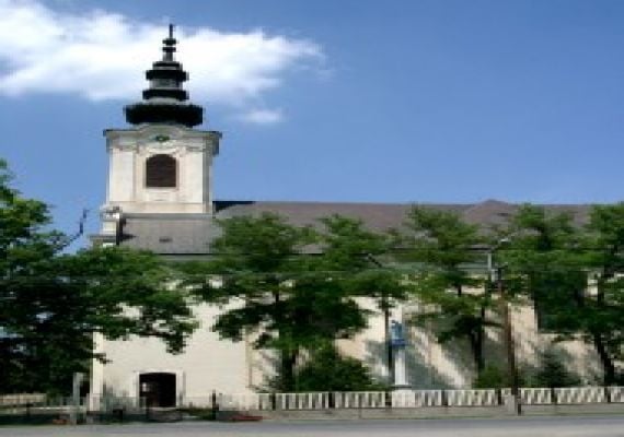 Szentháromság Római Katolikus Templom