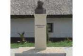 Vörösmarty Mihály szobor