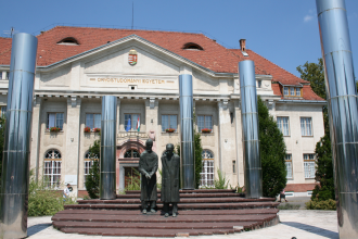 Professzorok szoborcsoport