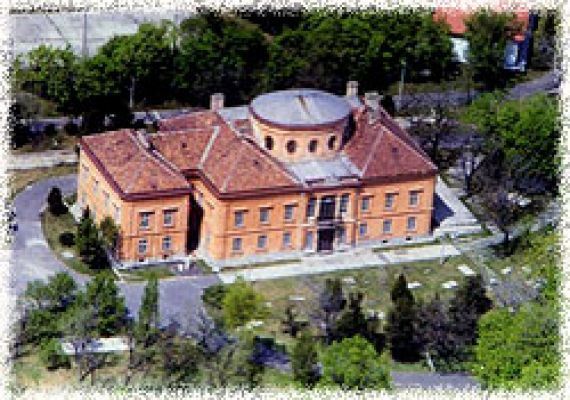 Zichy-kastély - Trianon Múzeum