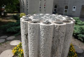 Aradi Vértanúk Emlékműve – 2. kép