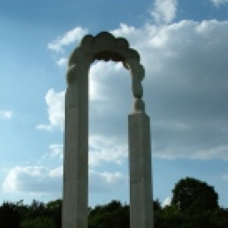48-as emlékmű