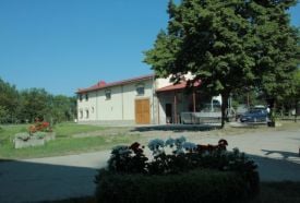 Érseki borászati központ – 2. kép