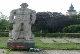 Csendőrsortűz Emlékmű