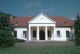 Csáky-Benz Kastély