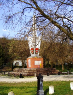 Szovjet hősi emlékmű