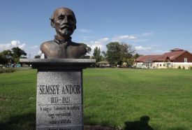 Semsey szobor – 2. kép