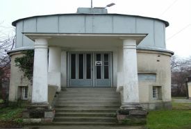 Borbás Mihály Látogatóközpont és Csillagleső Planetárium