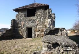 Romtemplom (Apátsági Templom)