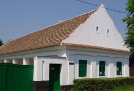 Gazdaház